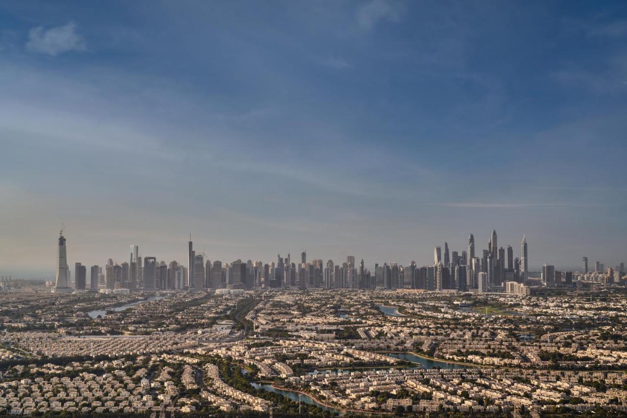 Novotel Jumeirah Village Triangle Dubai Exterior foto